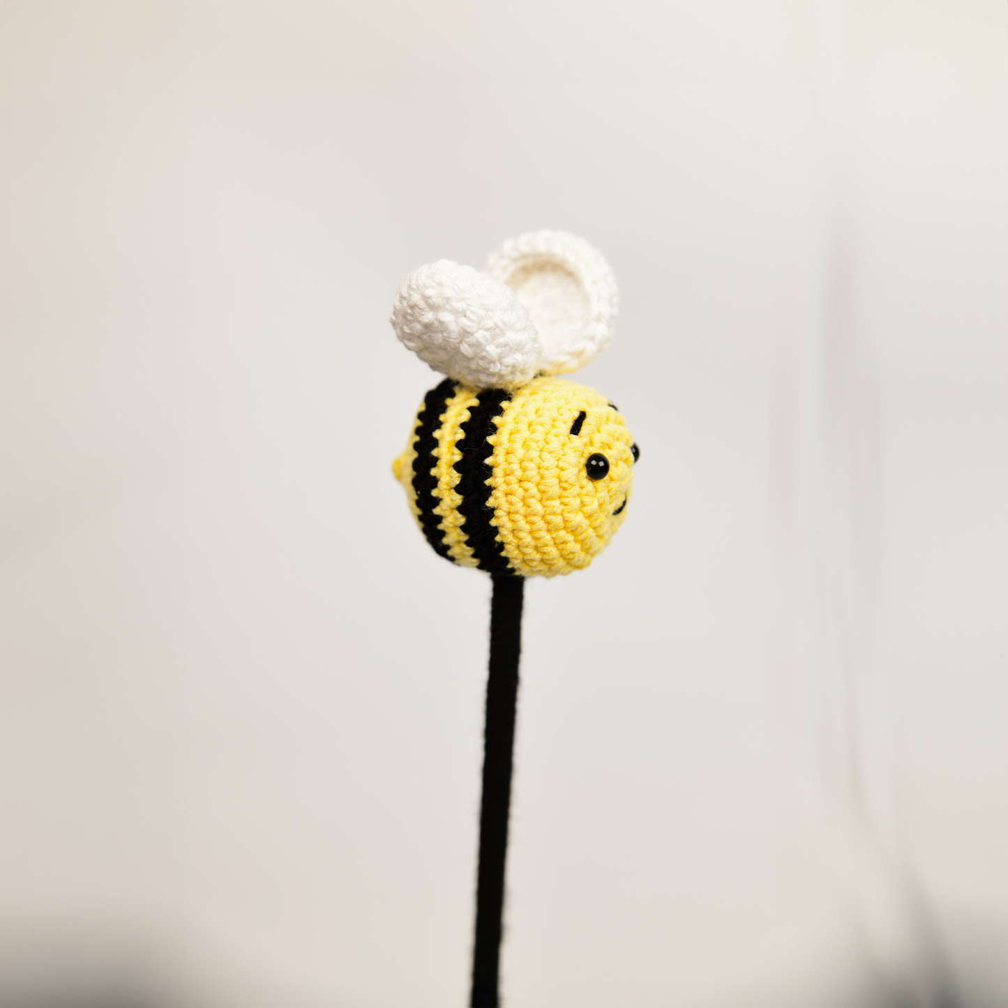 Amigurumi Bee Flower Decoration