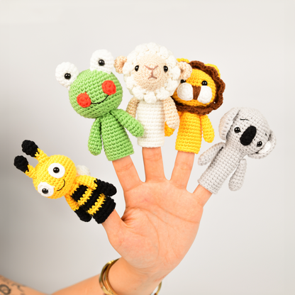 Bee finger puppets